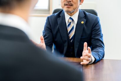 相続人の一部に代理人弁護士がついた場合の相続手続き｜前妻・前夫の子どもが関与するケースの注意点